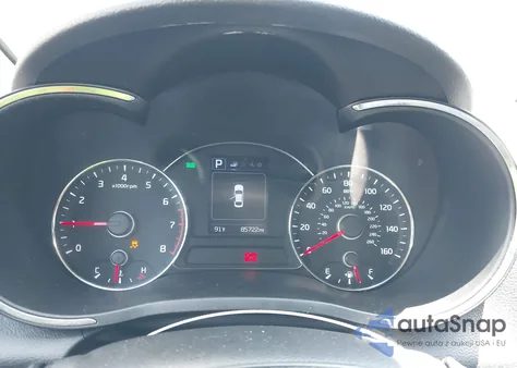 2018 Kia Forte Lx z USA, uszkodzony, nr VIN 3KPFL4A76JE248671